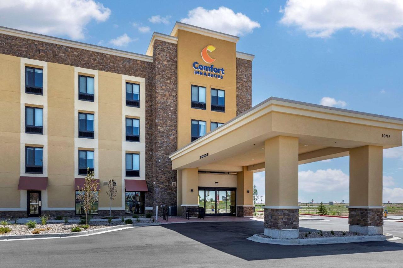 Comfort Inn & Suites Bennett Strasburg Exterior foto